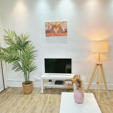 2 Minutes Metro Pasteur Paris 15Th Cosy Apartment Free Parking Екстериор снимка
