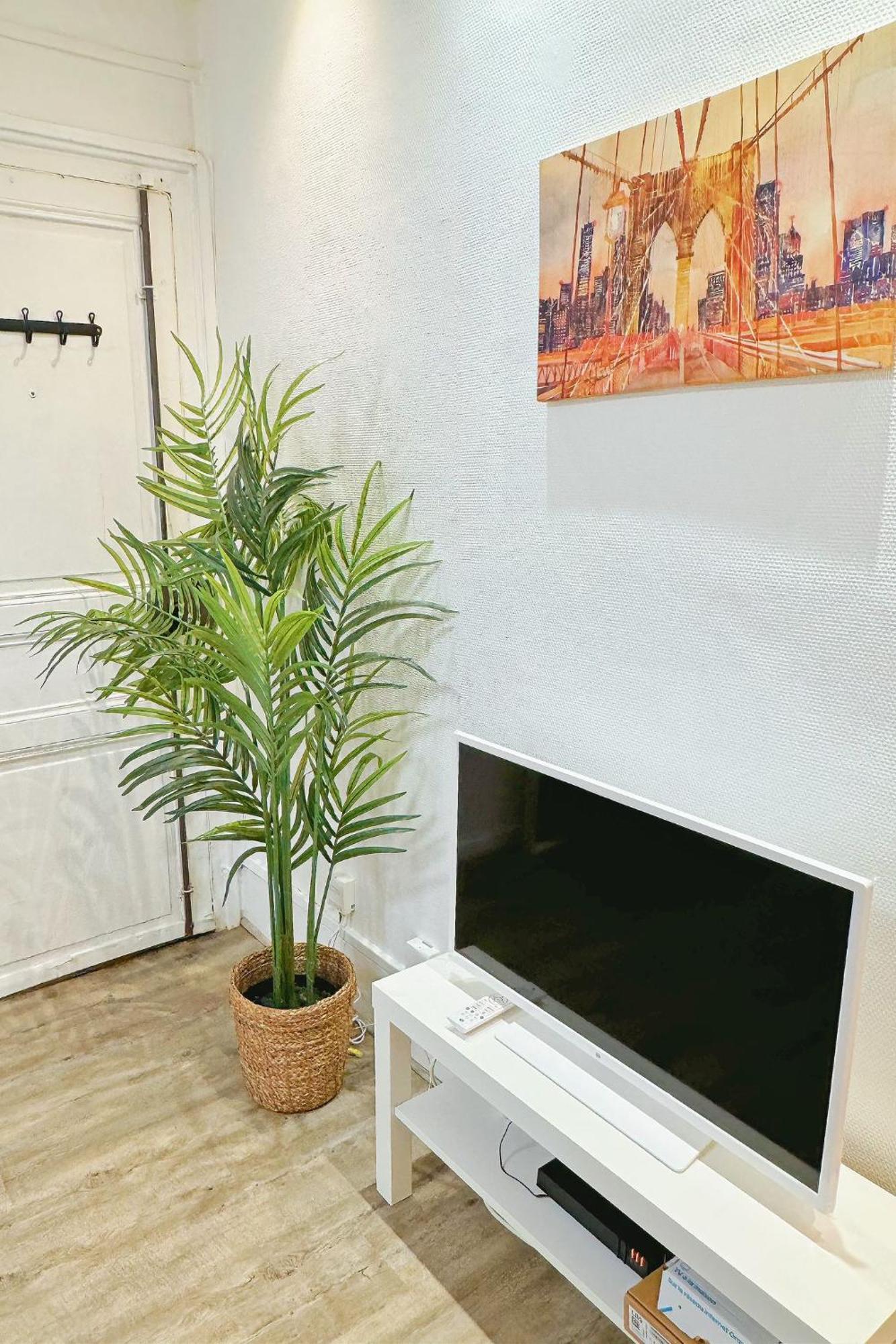 2 Minutes Metro Pasteur Paris 15Th Cosy Apartment Free Parking Екстериор снимка